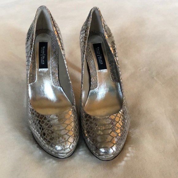 Silver snake print pumps - Picture 3 of 3